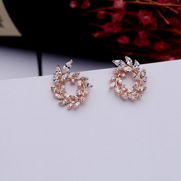 *925 Sterling Silver Diamond Leaf Branch Earrings - Picture 2 of 9